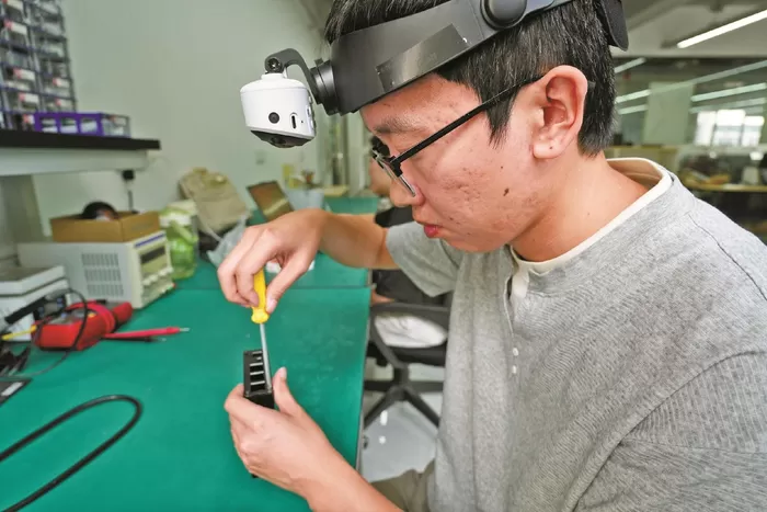 甬企为机器人应用攒“教材”